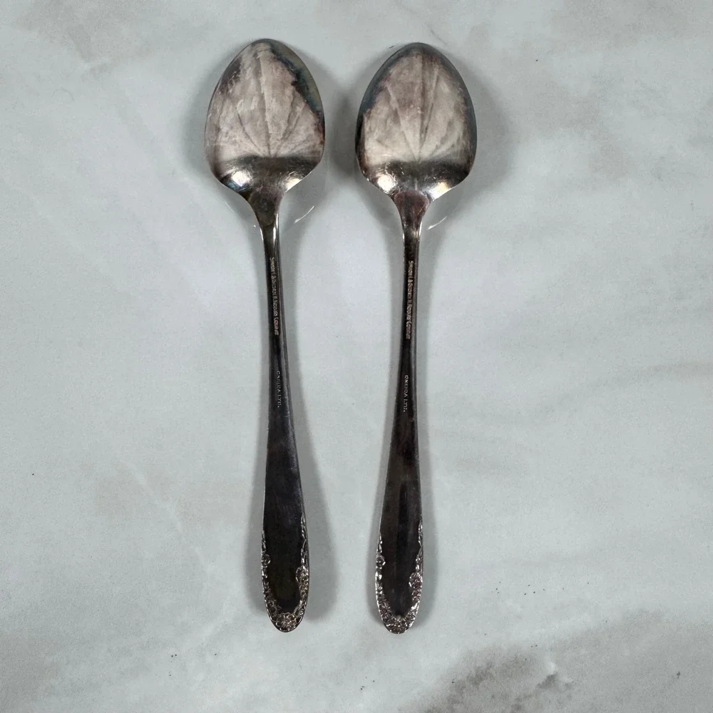 Set‎ of 2 Oneida Simeon L & George H Rogers Silver Plated Tablespoons